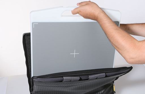 Leonardo-DR-nano-Rucksack-fuer-Roentgenuntersuchungen-4(1).jpg