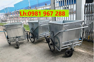 Xe đẩy rác 2