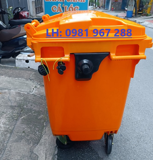 Ban-thung-rac-nhua-660l-gia-re.jpg