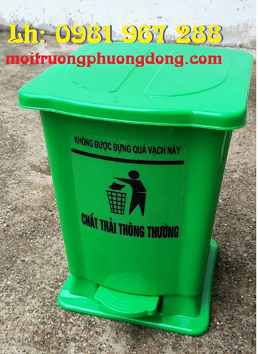 Thung-rac-nhua-15L.jpg