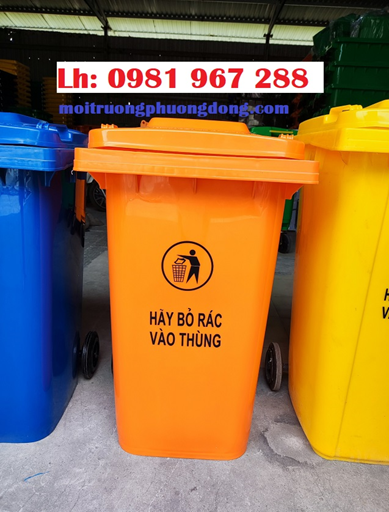 Thung-rac-nhua-240-l-mau-cam(1).jpg