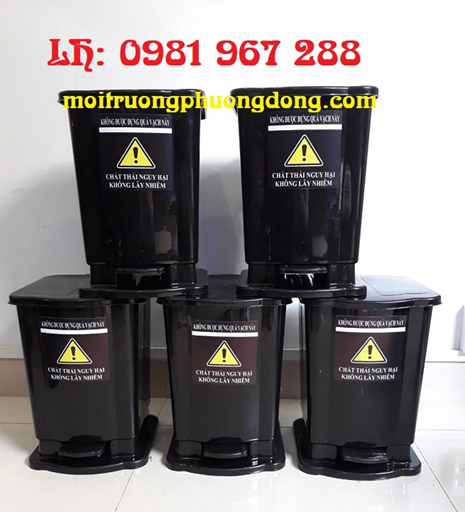 Thung-rac-y-te-20l-mau-den(1).jpg