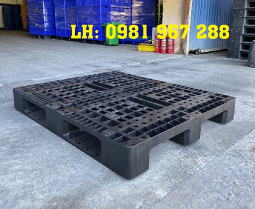 pallet-nhua-lot-san.jpg