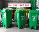 Thung-rac-nhua-dap-chan-120L.jpg
