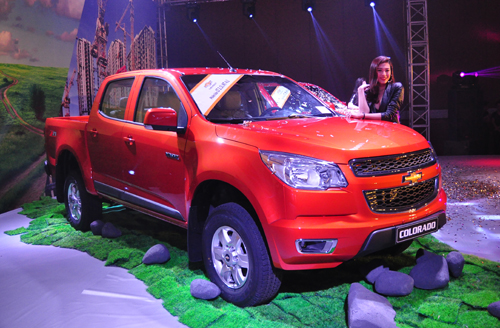 Chevrolet Colorado ra mắt phiên bản mới giá từ 600 Triệu