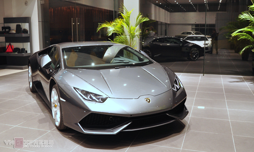 Ngắm siêu xe 26 tỷ tại Việt nam Lamborghini Aventador