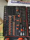 z4767699090262_29ecb93be41b2e378f48f809a54faeaa.jpg